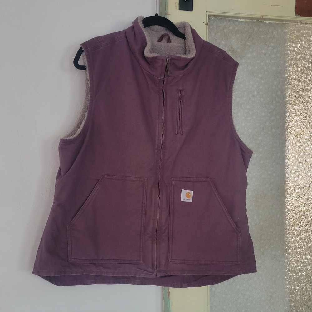 Carhartt Vest size XL Purple